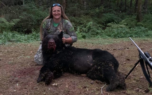 The Amazing Story Of A Brave Woman Saves A Life And Stops A Kidnapping While Bear Hunting