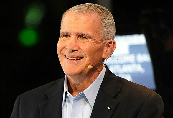 Lars Talks With Lt Col Oliver North Just In Time For Veteran’s Day