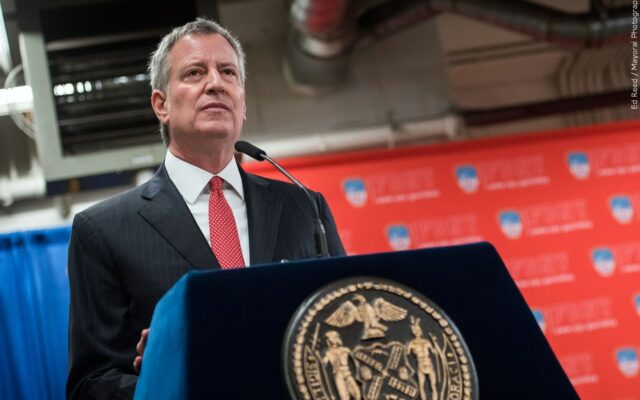 On his way out the door, New York’s lame-duck mayor slaps on a vaccine mandate